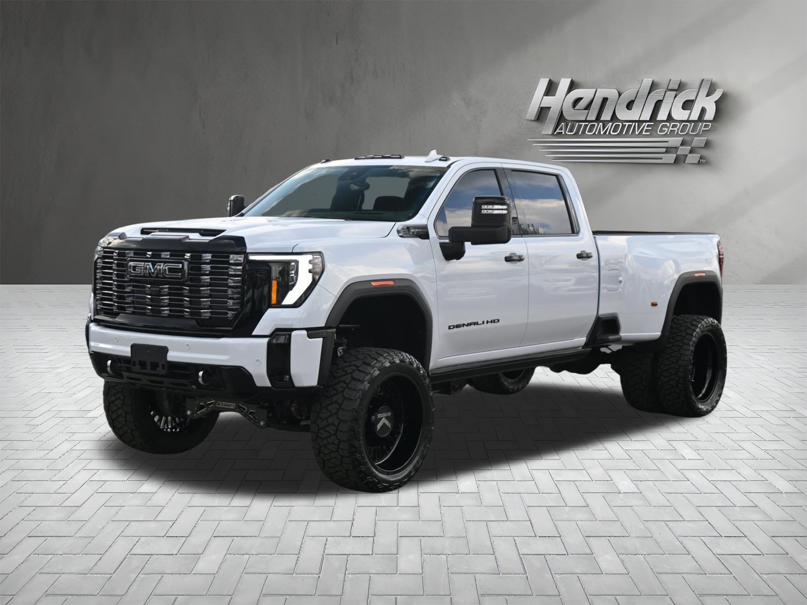 Used 2026 GMC Sierra 3500 Denali Ultimate image 7