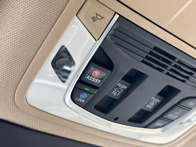 Used 2023 Acura MDX SH-AWD w/ Technology Package image 30