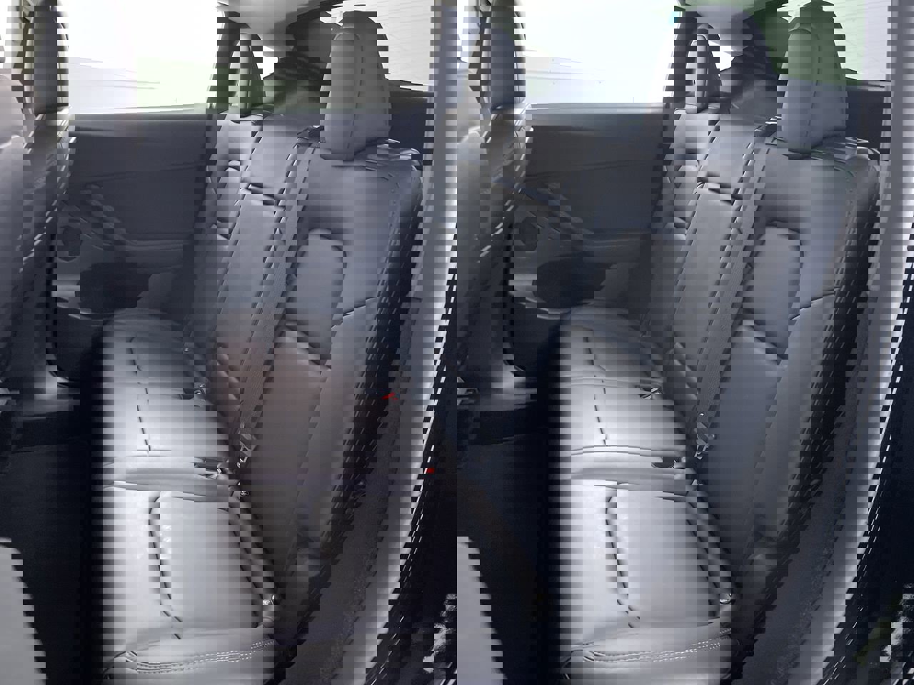 Used 2023 Tesla Model Y Performance image 19