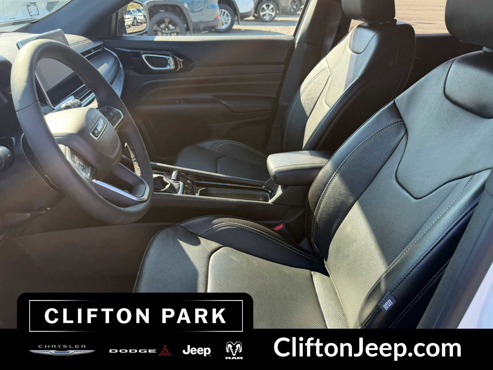 Used 2023 Jeep Compass High Altitude image 13