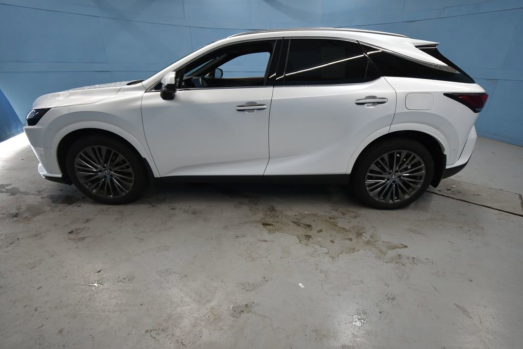 Used 2024 Lexus RX 350 w/ Convenience Package image 27