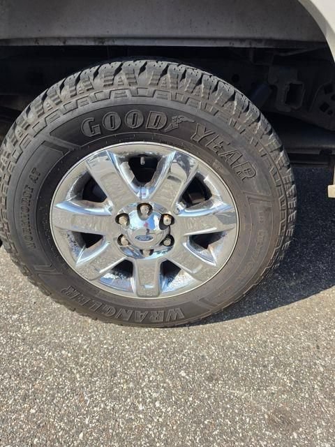 Used 2013 Ford F150 Lariat w/ Lariat Chrome Pkg AWD/4WD image 10