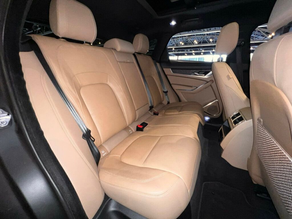 Used 2021 Jaguar F-PACE S image 30