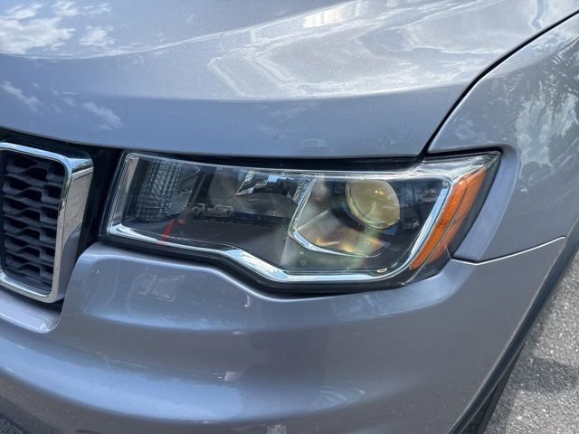 Used 2018 Jeep Grand Cherokee Limited AWD/4WD image 30
