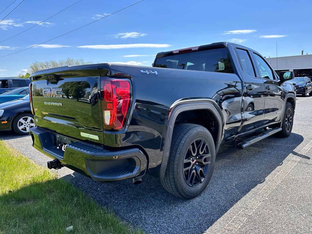 Used 2023 GMC Sierra 1500 Elevation AWD/4WD image 4