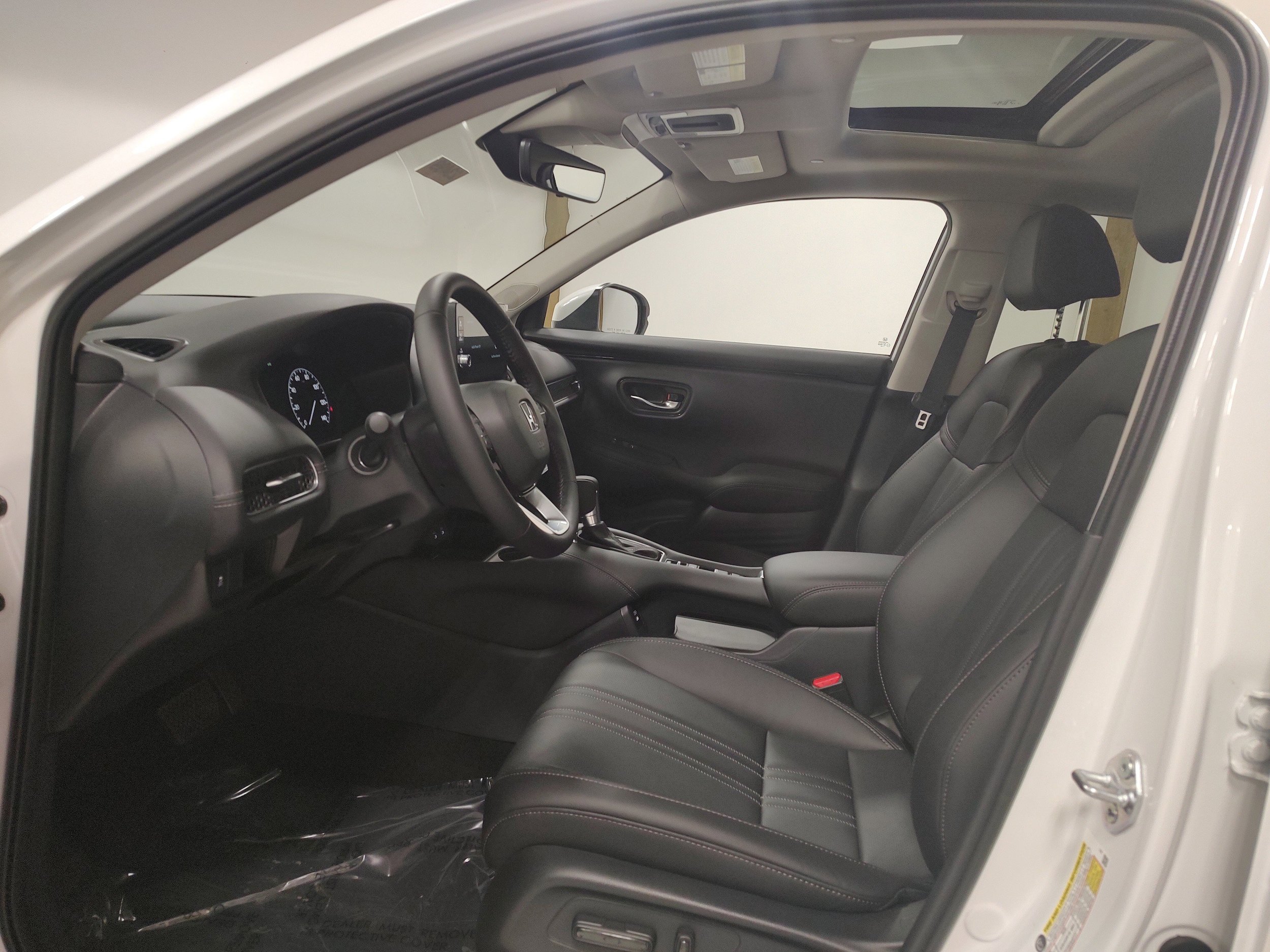 New 2027 Honda HR-V EX-L image 10