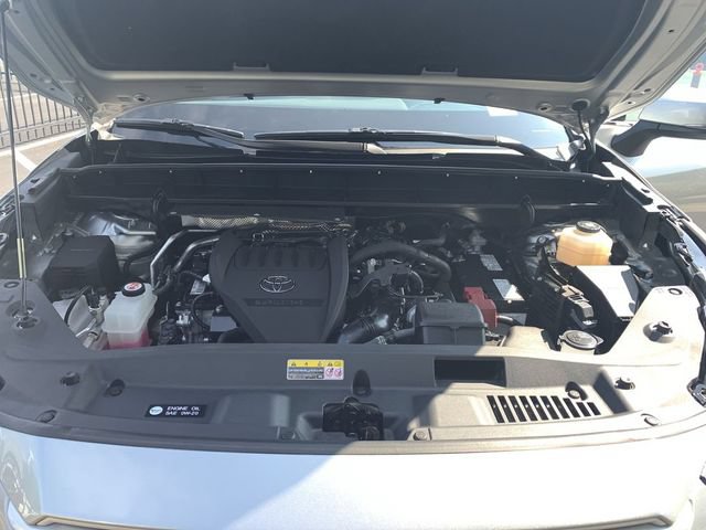 Used 2023 Toyota Highlander XLE FWD image 16