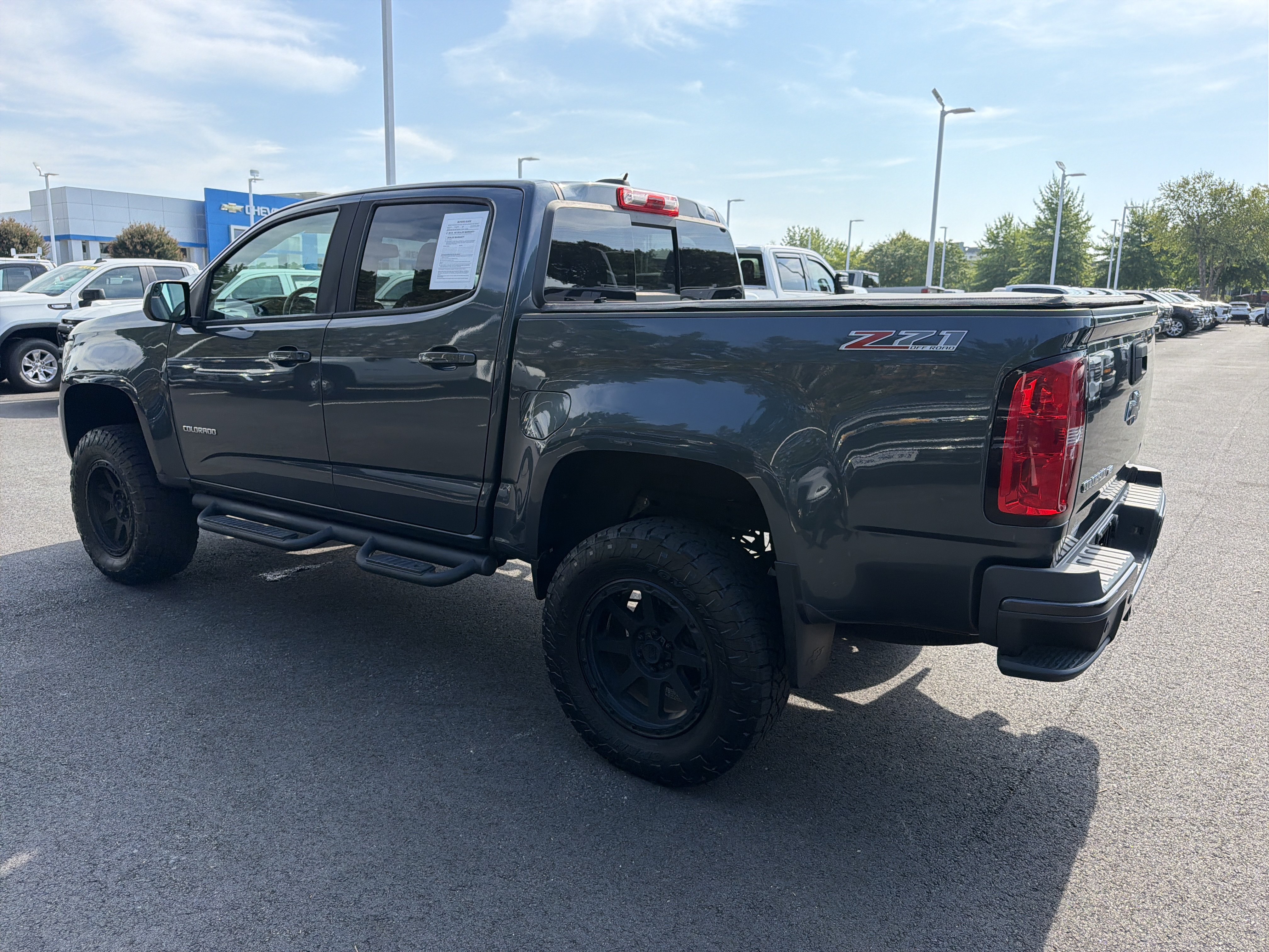 Used 2020 Chevrolet Colorado Z71 AWD/4WD image 8