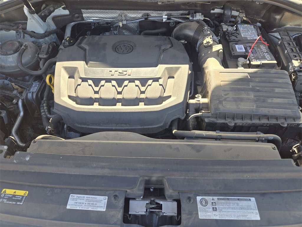 Used 2019 Volkswagen Tiguan SE image 32