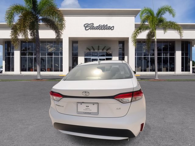 Used 2021 Toyota Corolla LE FWD image 13