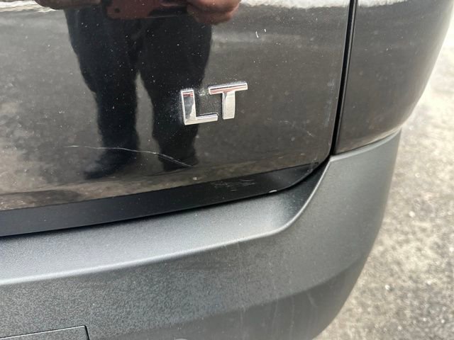 Used 2022 Chevrolet Traverse LT image 18