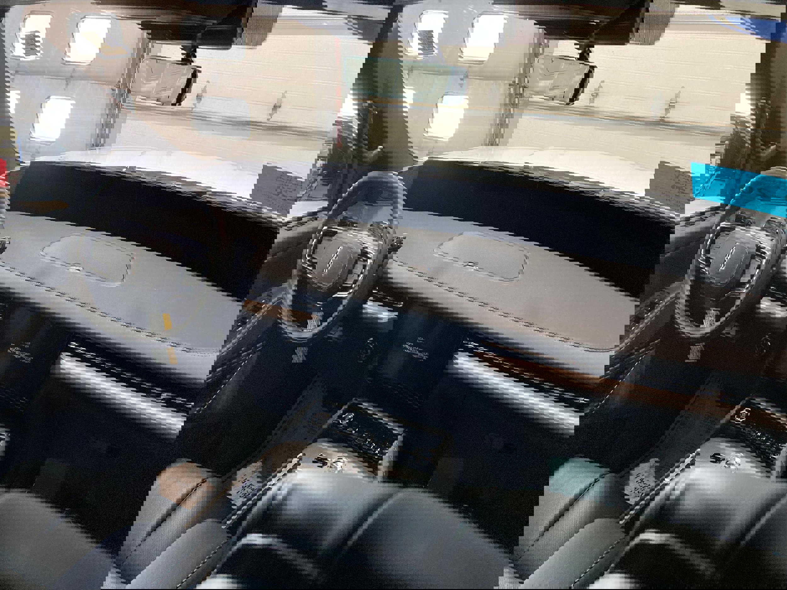 Used 2025 Lincoln Navigator L Reserve w/ Jet Appearance Package image 12