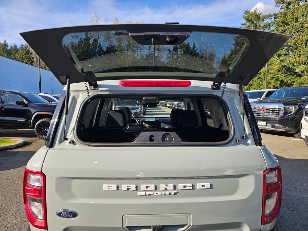 Used 2023 Ford Bronco Sport Outer Banks w/ Tech Package image 14