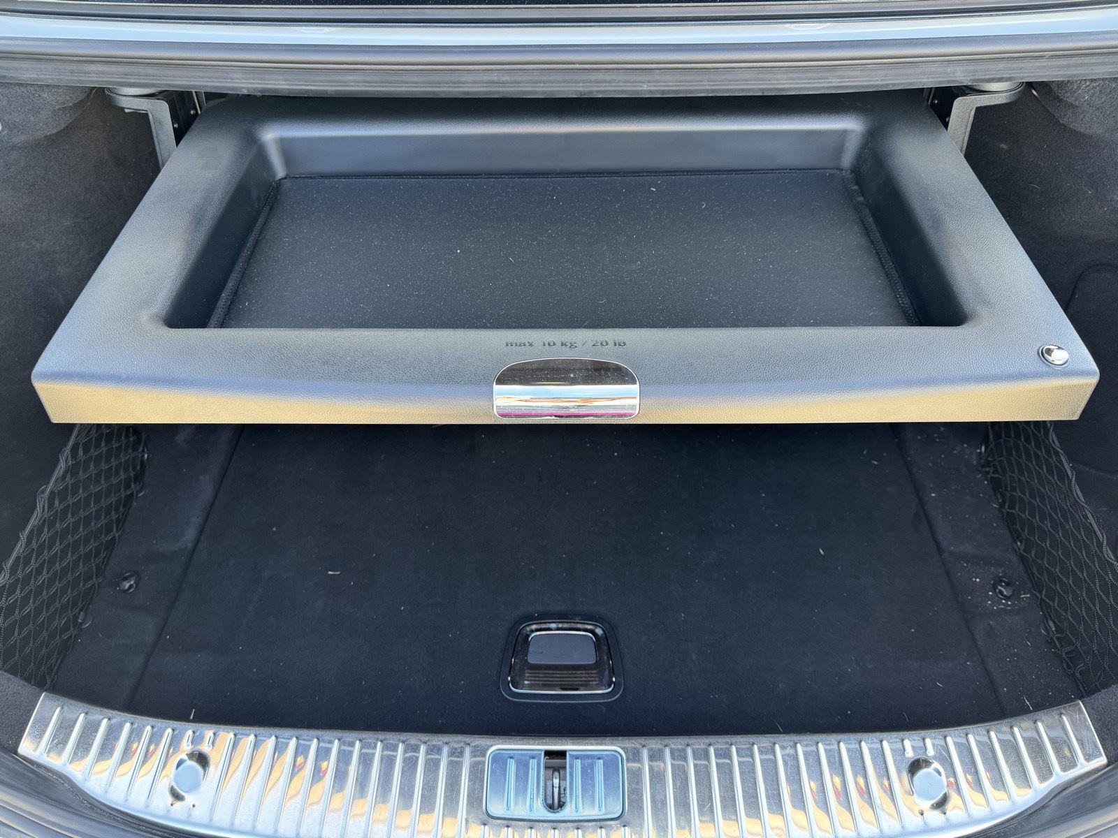 Used 2018 Mercedes-Benz S 560 Sedan image 25