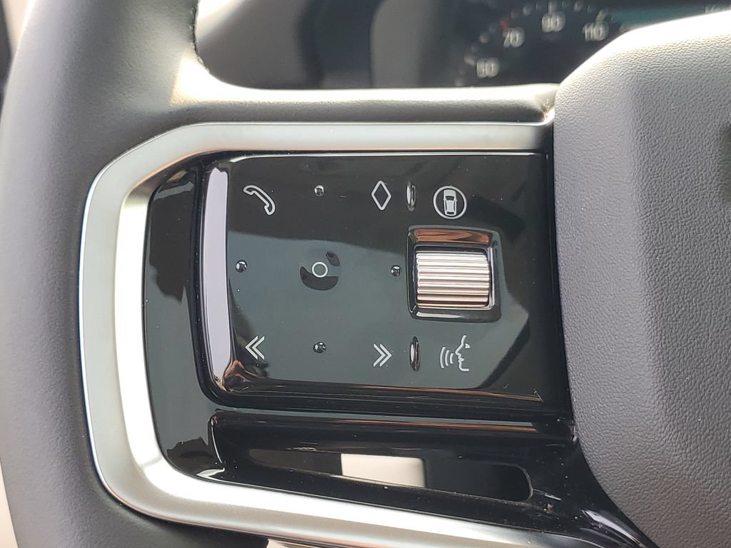 Used 2025 Land Rover Discovery Sport S AWD/4WD image 18