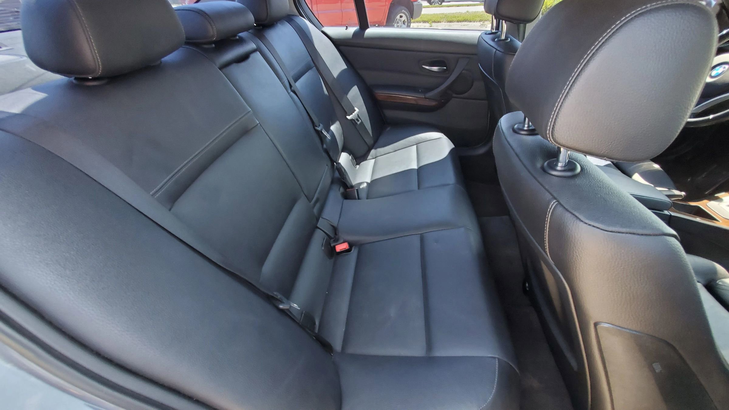 Used 2011 BMW 335i xDrive Sedan image 18