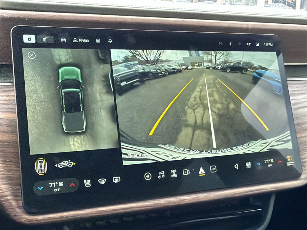 Used 2022 Rivian R1T Adventure image 32