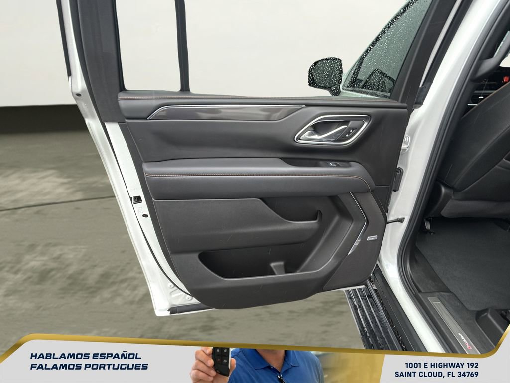 Used 2024 GMC Yukon XL AT4 w/ Technology Package image 25