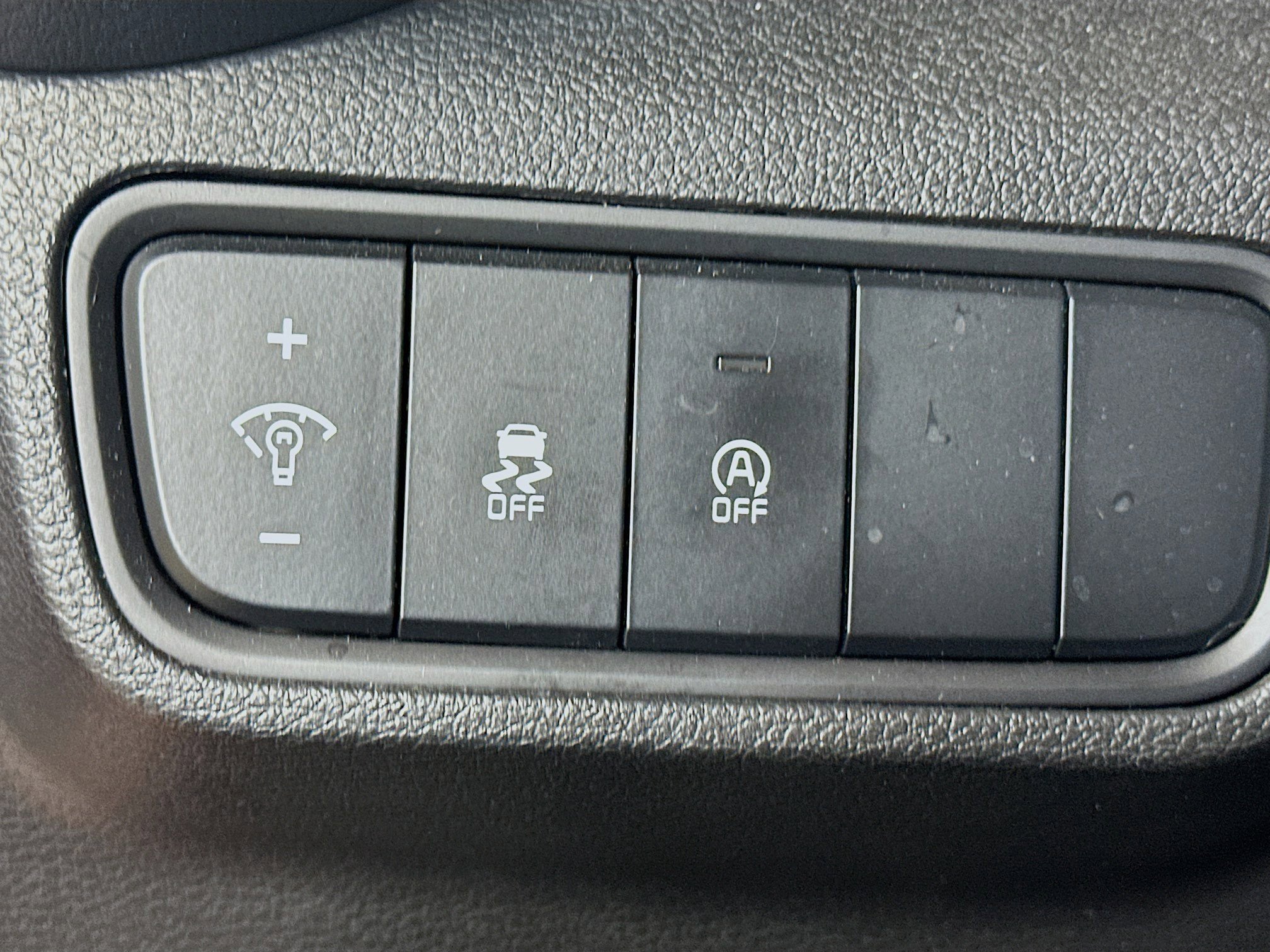 Used 2023 Kia Soul LX w/ LX Technology Package image 11