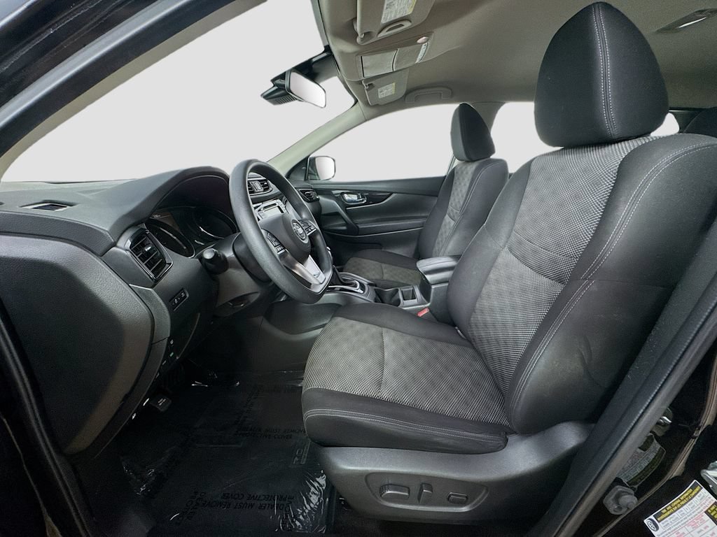 Used 2020 Nissan Rogue Sport SV AWD/4WD image 23