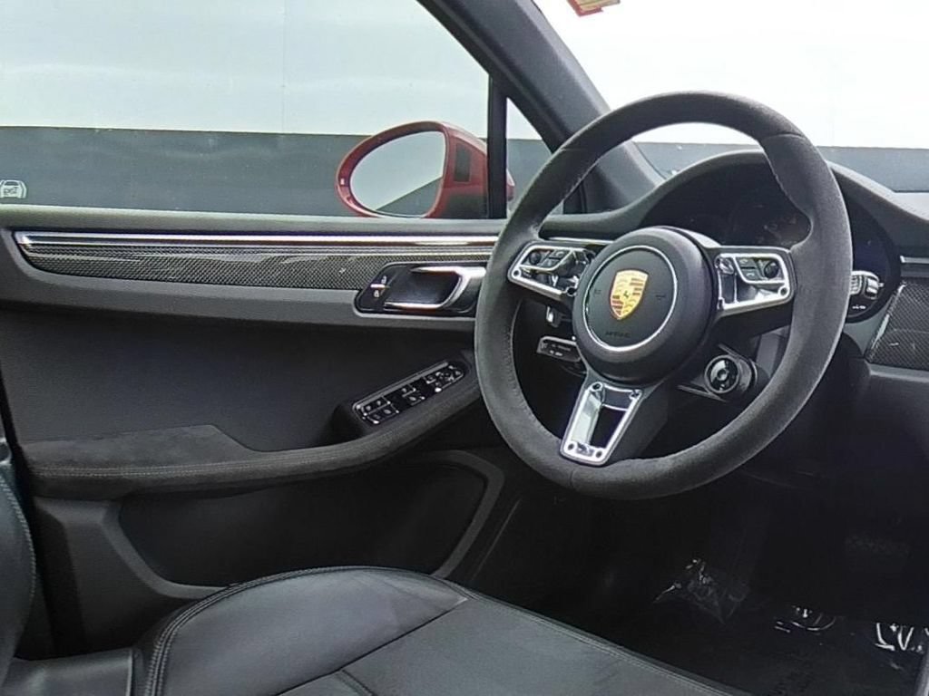 Used 2021 Porsche Macan GTS w/ Sport Chrono Package AWD/4WD image 20