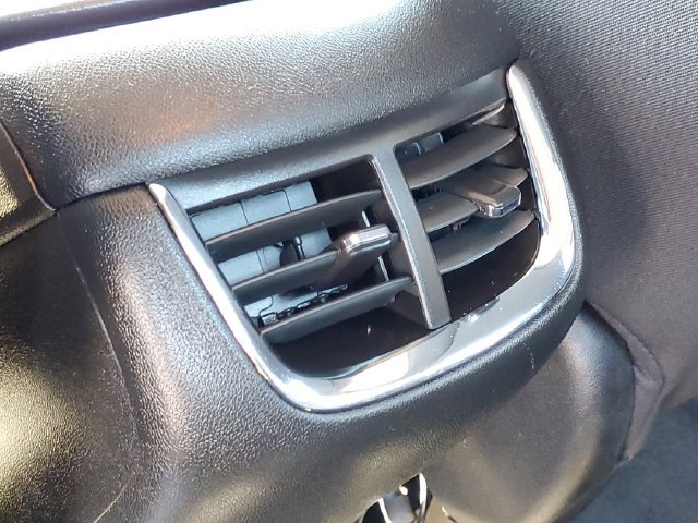 Used 2024 Chevrolet Malibu LT FWD image 32