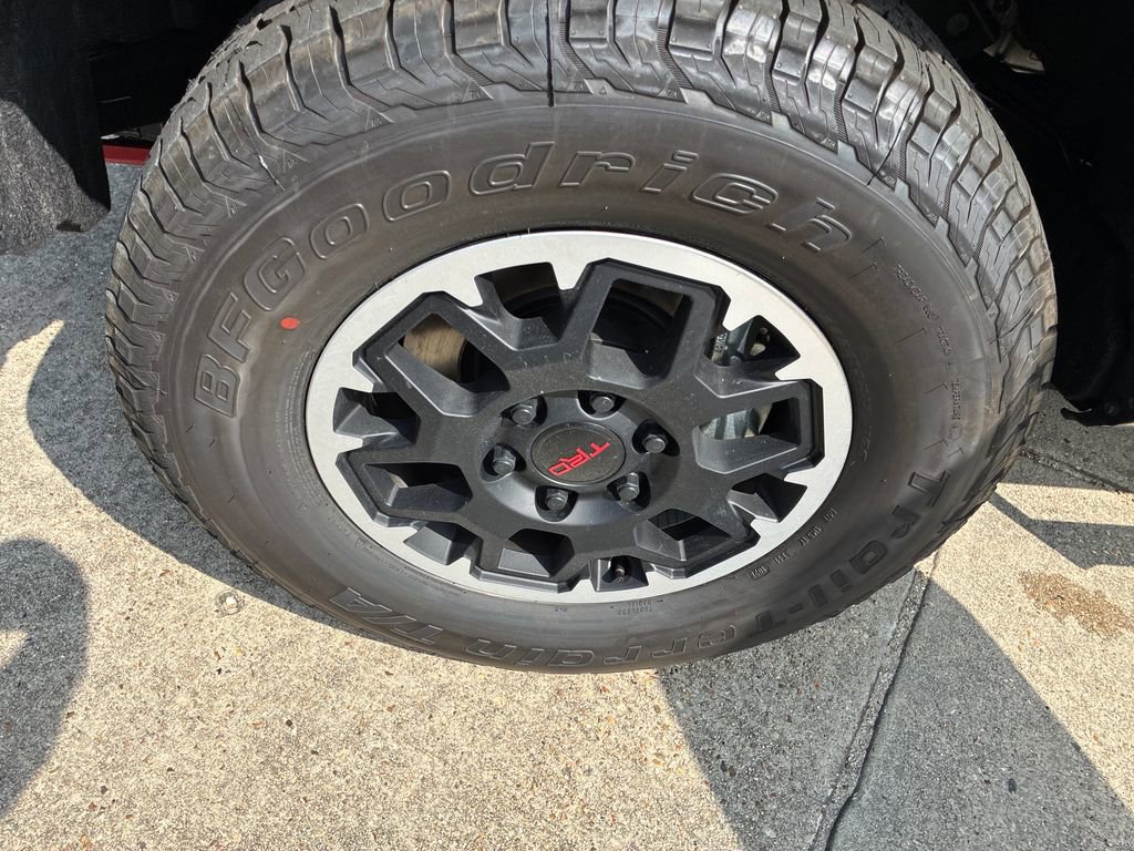 New 2026 Toyota Tacoma TRD Off-Road AWD/4WD image 33