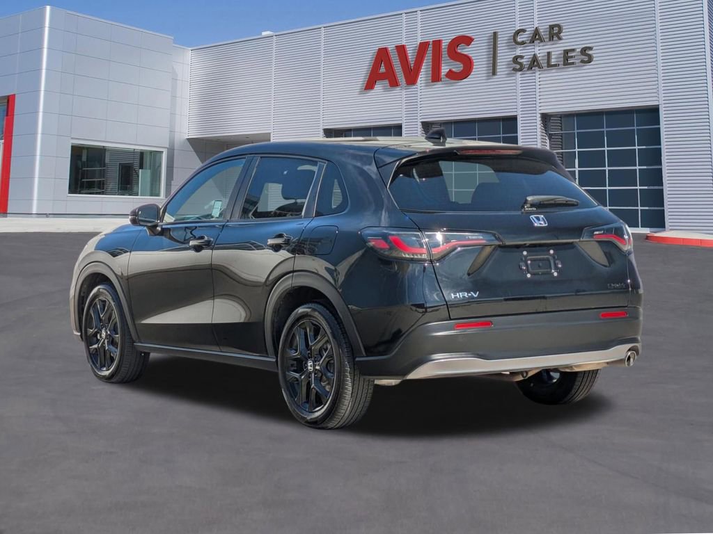 Used 2025 Honda HR-V Sport image 9