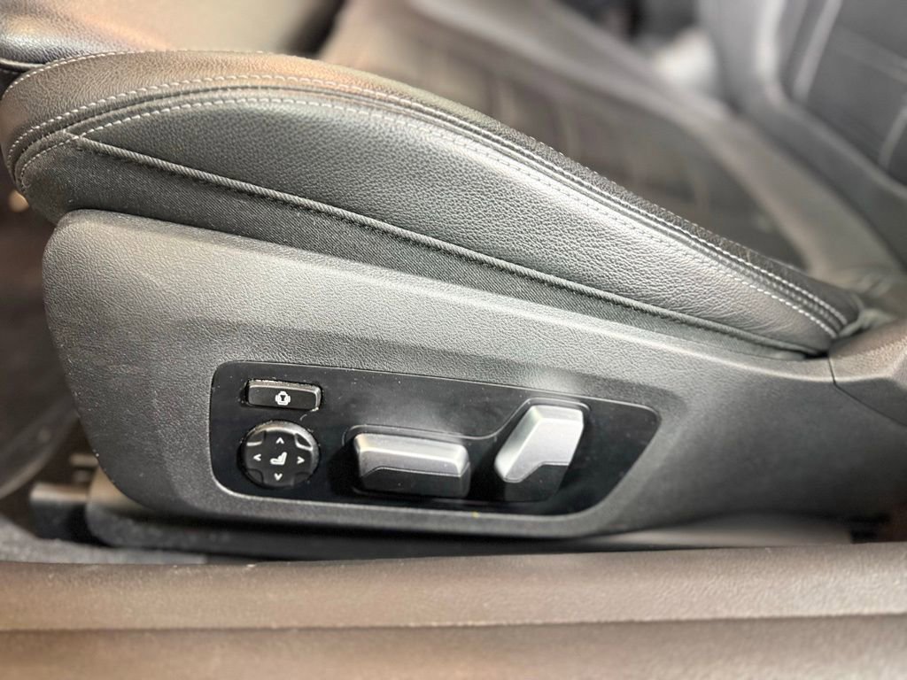 Used 2021 BMW 440i xDrive Coupe w/ Executive Package image 17