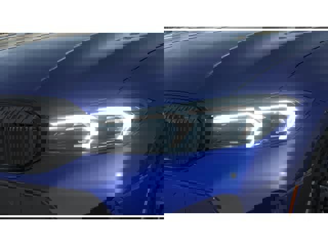 New 2026 BMW 330i Sedan w/ M Sport Package RWD image 6