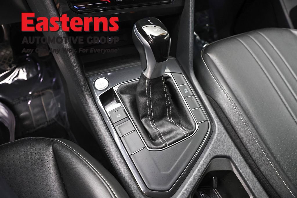 Used 2024 Volkswagen Tiguan SE image 13