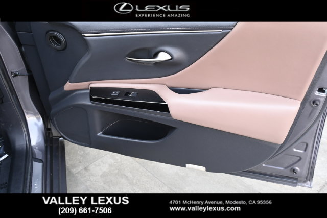 Used 2023 Lexus ES 300h w/ Premium Package FWD image 20