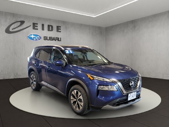 Used 2021 Nissan Rogue SV w/ Premium Package
