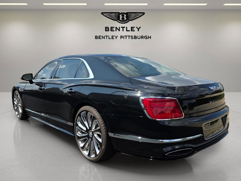 New 2025 Bentley Flying Spur Plug-In Hybrid image 7