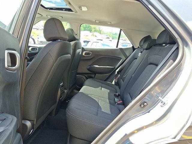 New 2026 Hyundai Venue SEL FWD image 5