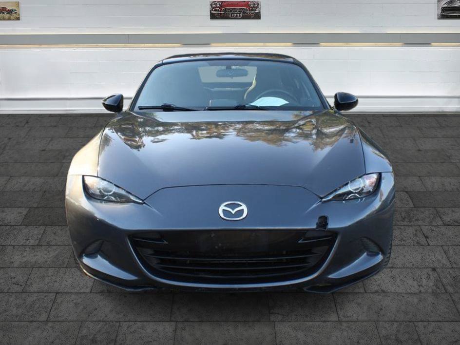 Used 2017 MAZDA MX-5 Miata Club RWD image 2