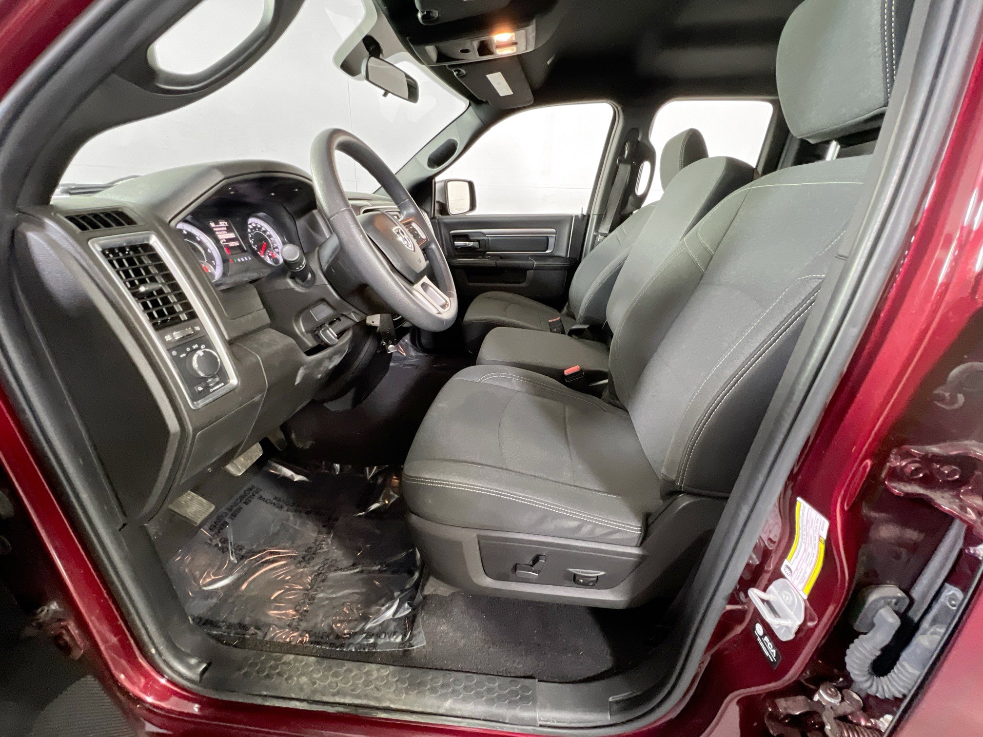 Used 2022 RAM 1500 Classic Warlock image 19