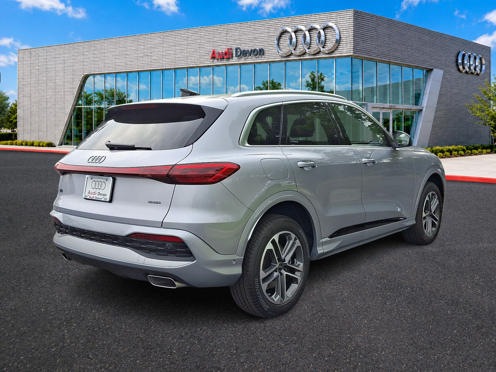 New 2026 Audi Q5 Premium AWD/4WD image 4