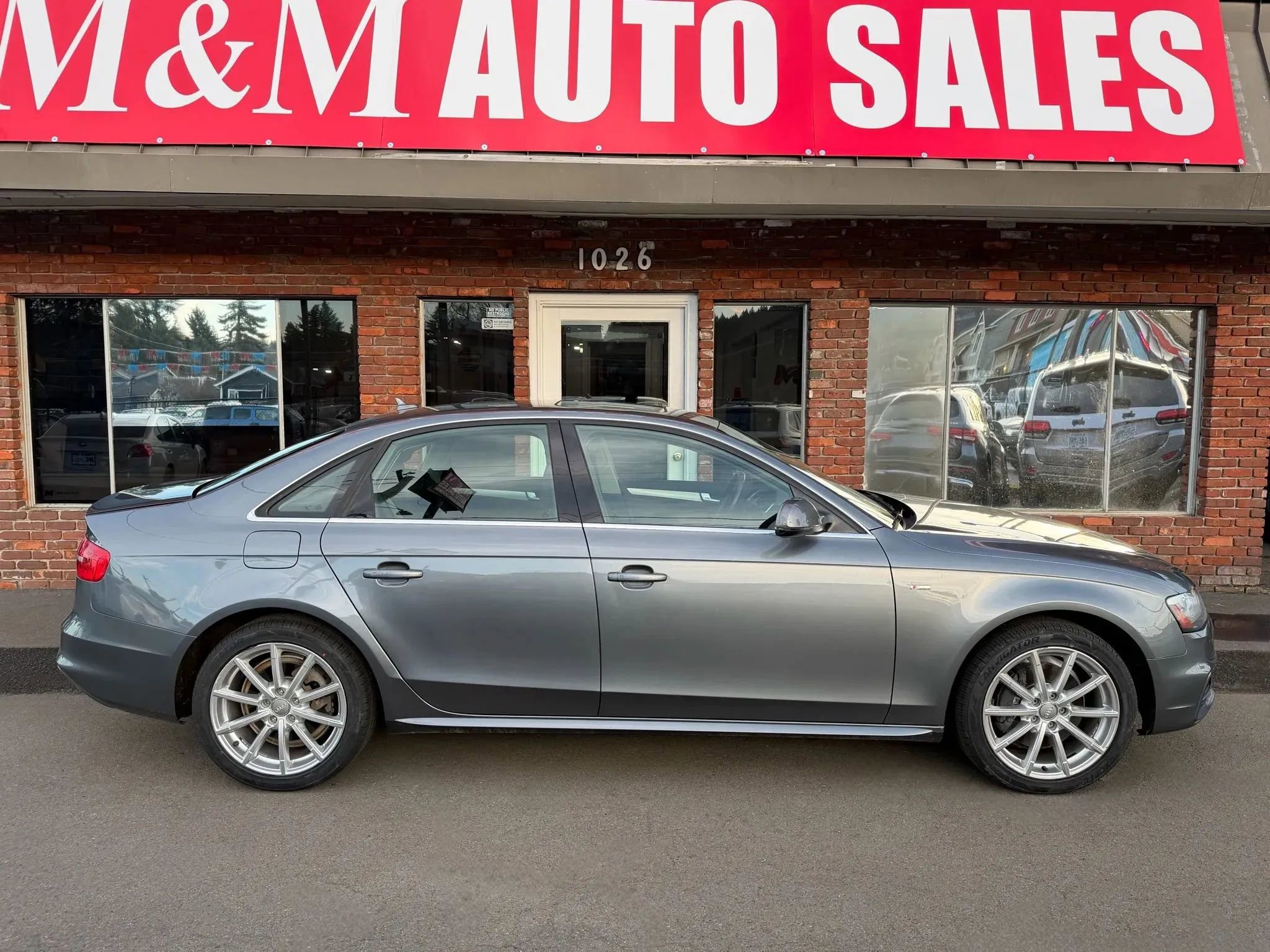Used 2015 Audi A4 2.0T Premium Plus w/ Technology Package image 2