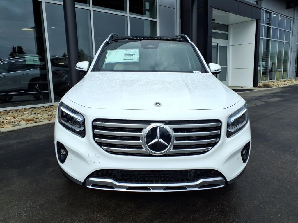 New 2026 Mercedes-Benz GLB 250 4MATIC image 9