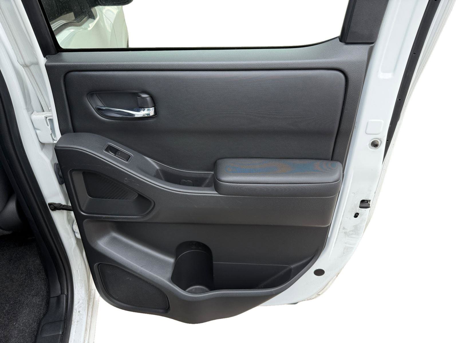 Used 2023 Nissan Frontier SV w/ Technology Package image 22