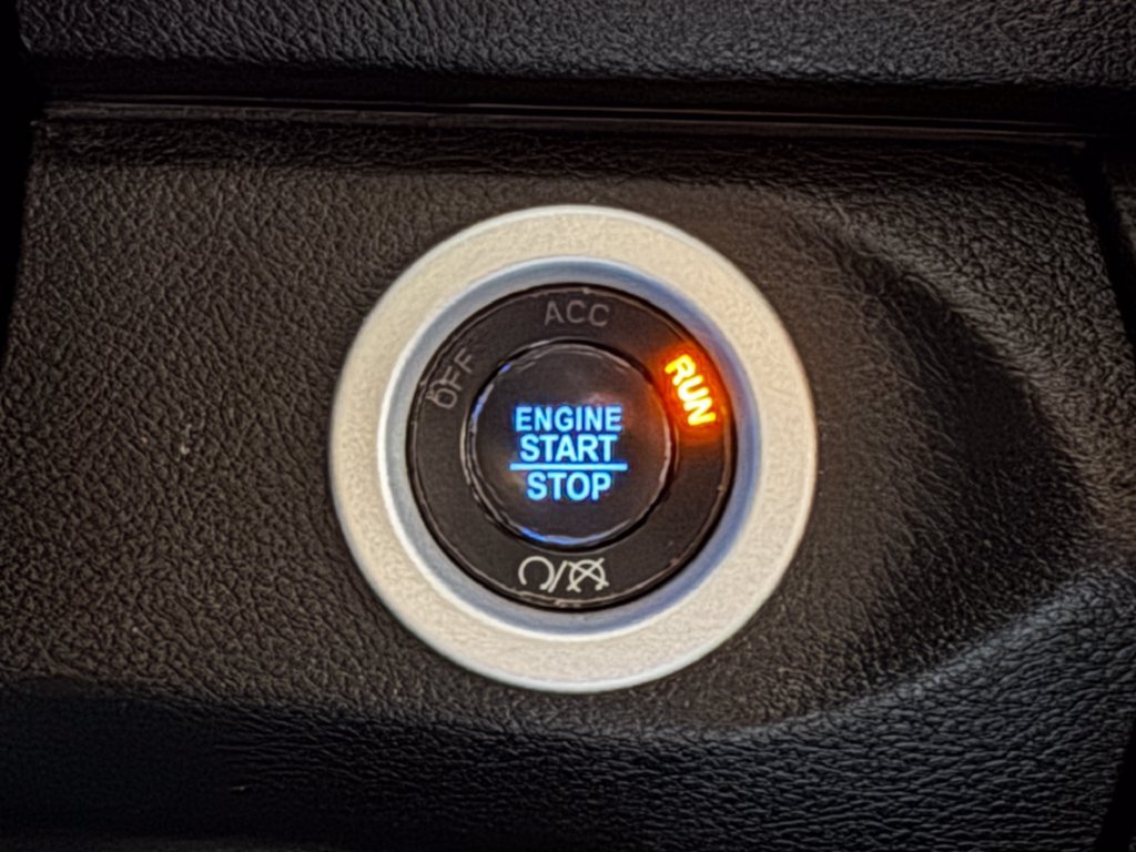 Used 2022 RAM 1500 Warlock AWD/4WD image 46