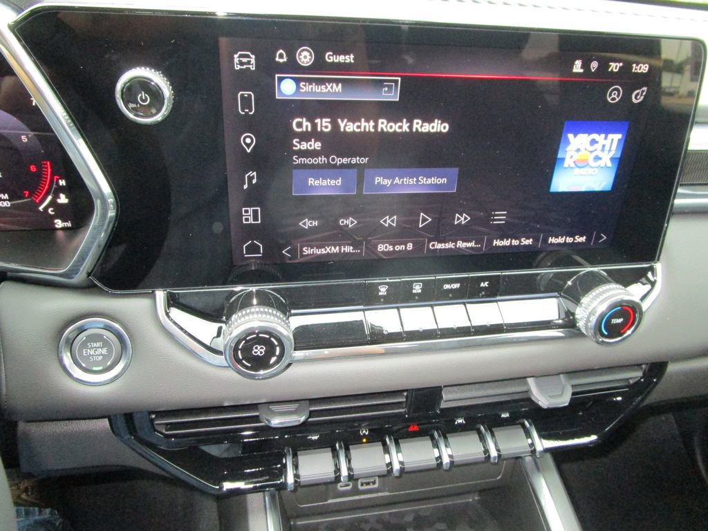 New 2026 GMC Canyon Elevation image 28