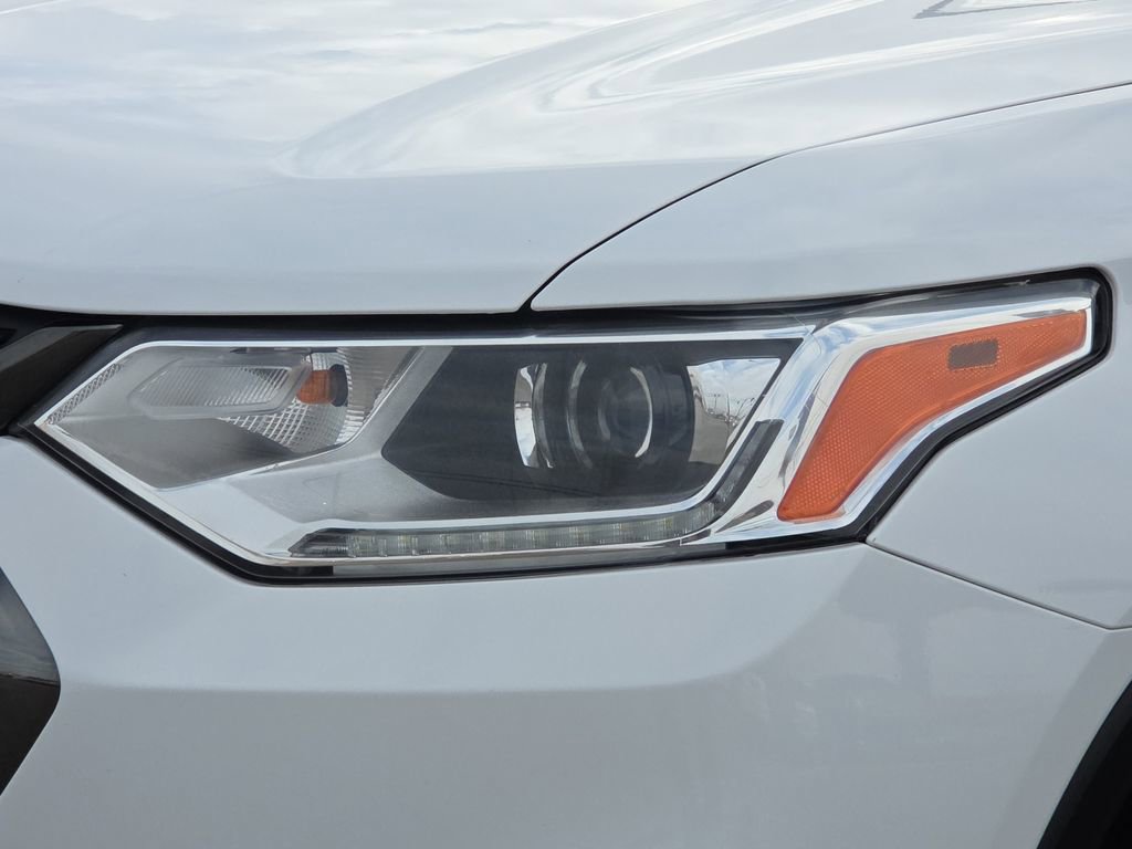 Used 2021 Chevrolet Traverse RS image 4