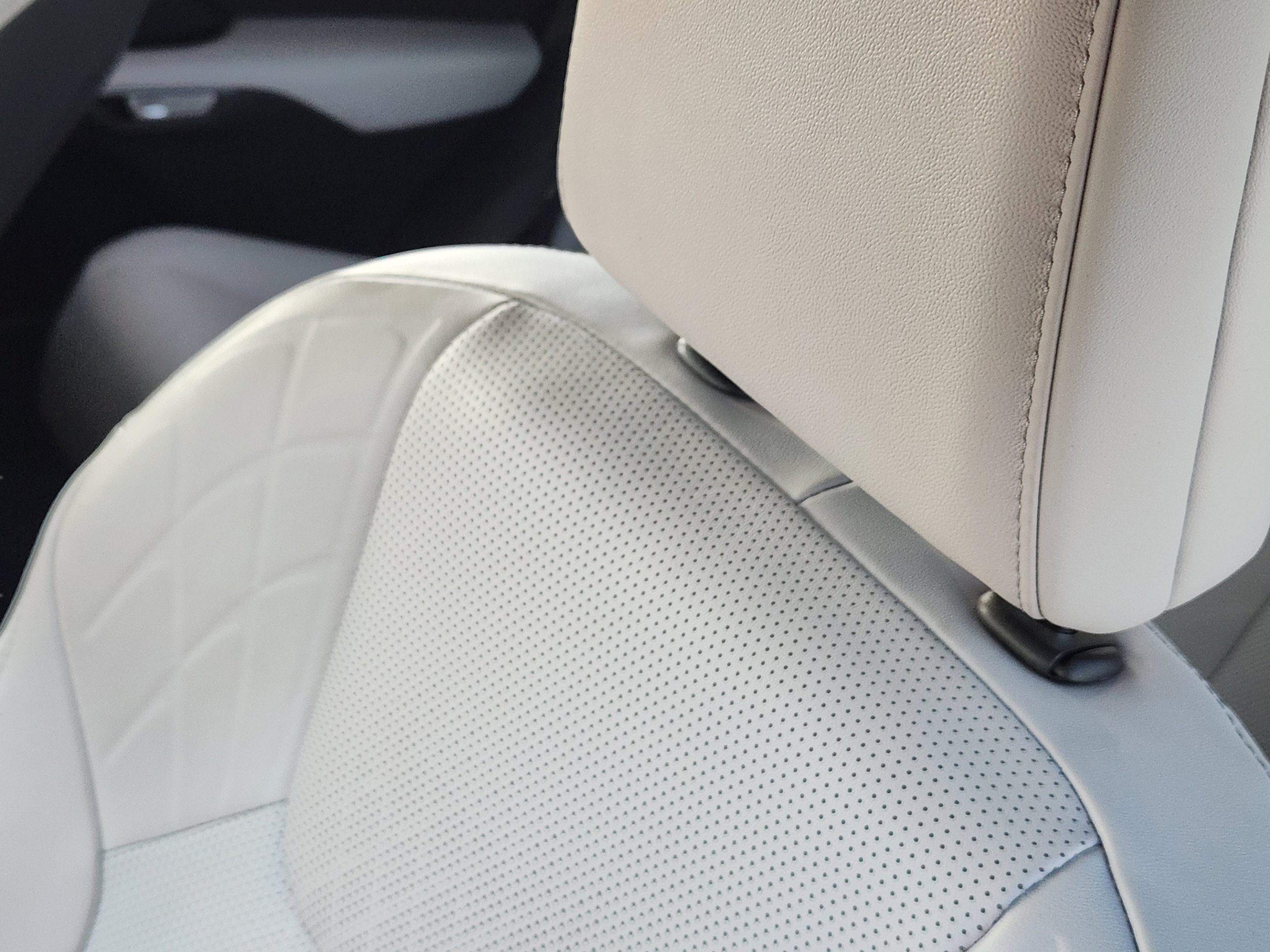 Certified 2025 Lexus RX 350 Premium Plus w/ Convenience Package FWD image 7
