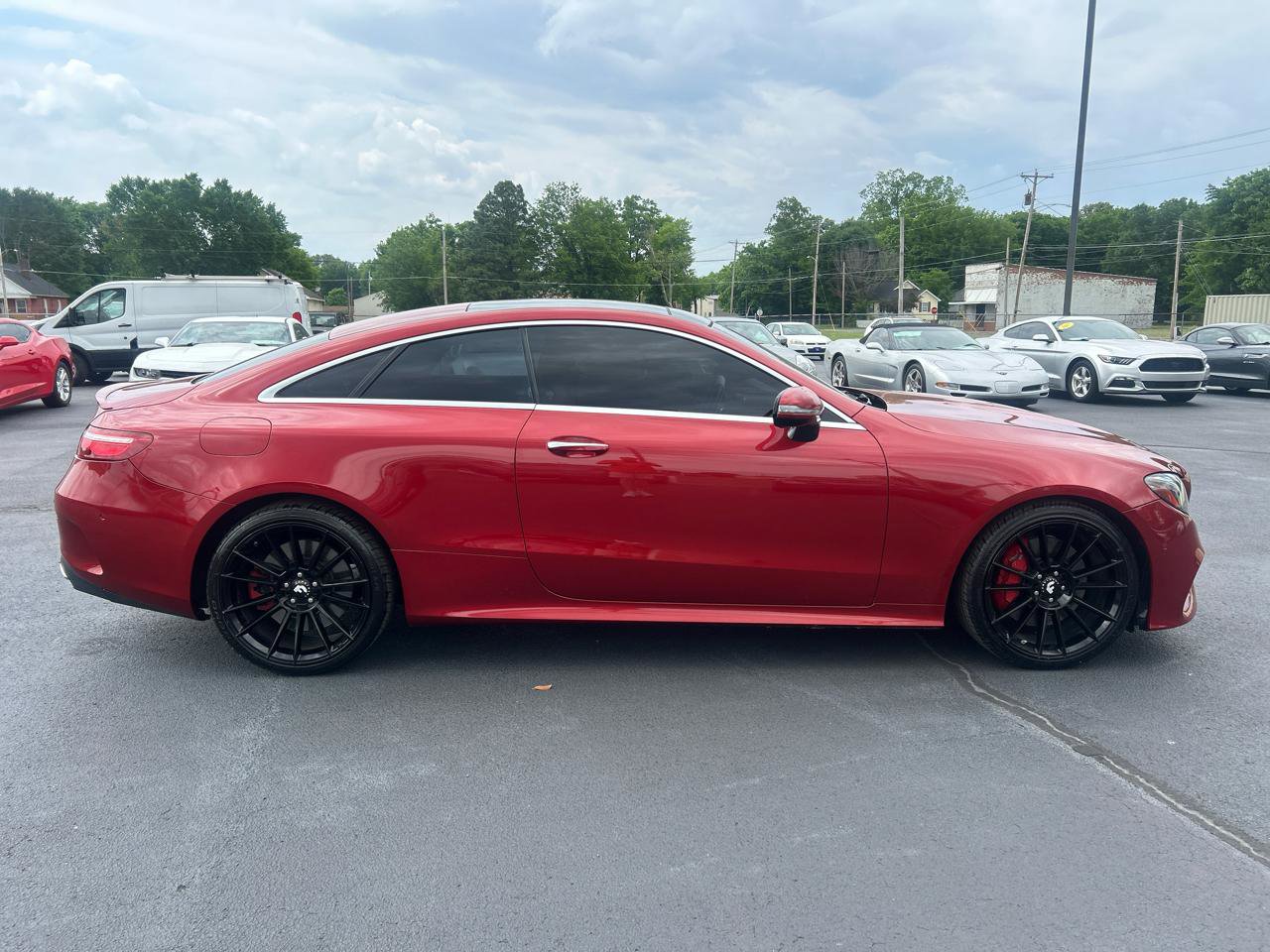 Used 2018 Mercedes-Benz E 400 Coupe image 4