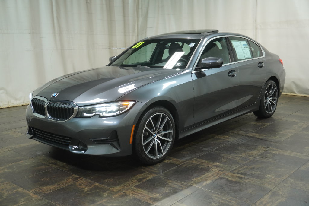 Used 2021 BMW 330i xDrive Sedan w/ Convenience Package AWD/4WD image 2