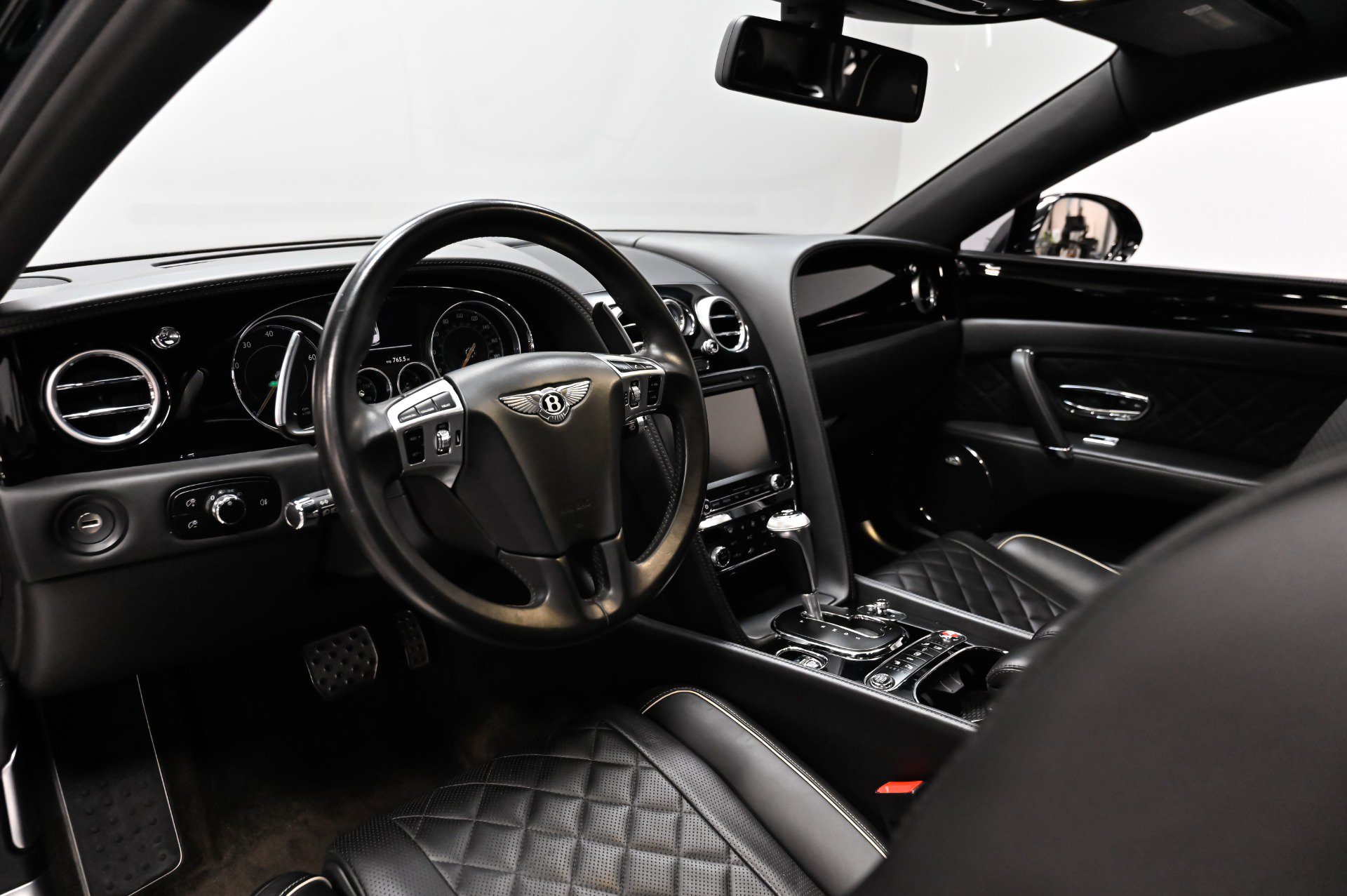Used 2017 Bentley Flying Spur S V8 AWD/4WD image 11