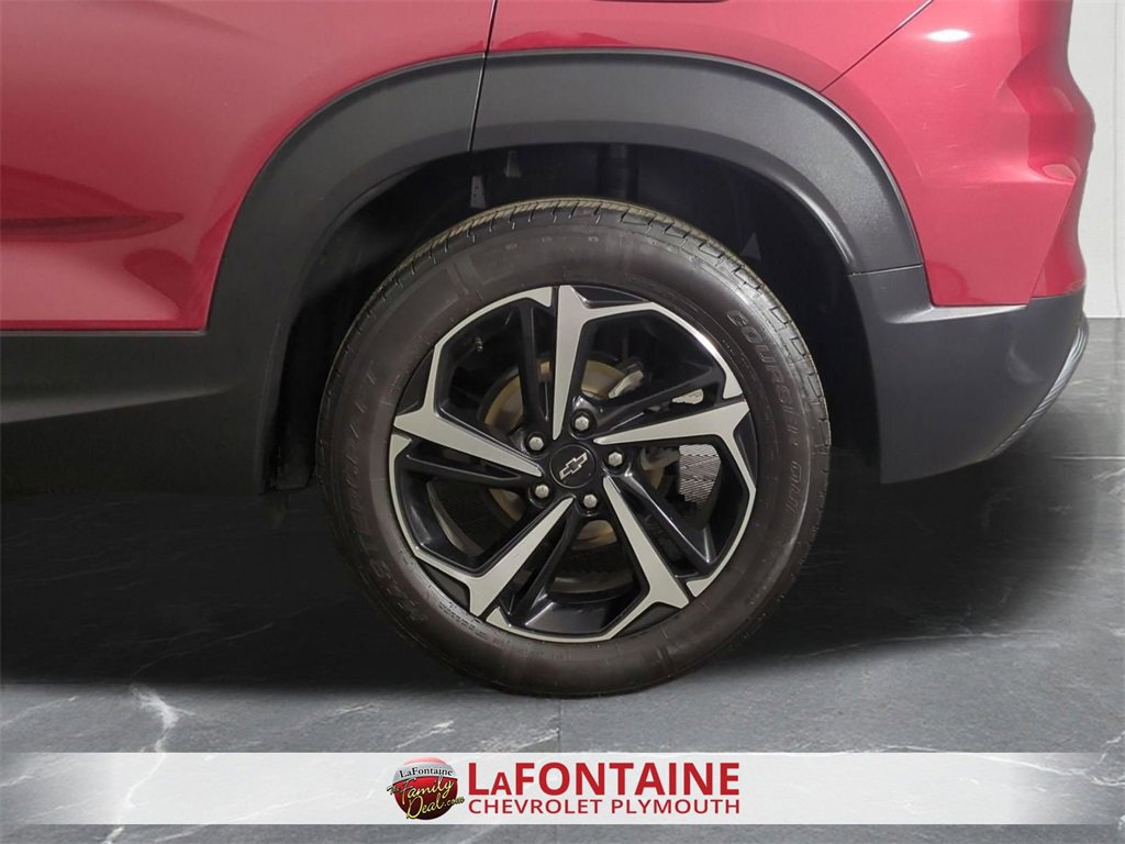 Certified 2021 Chevrolet TrailBlazer RS w/ Sun and Liftgate Package image 34