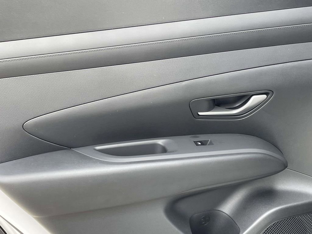 New 2026 Hyundai Tucson SEL FWD image 10